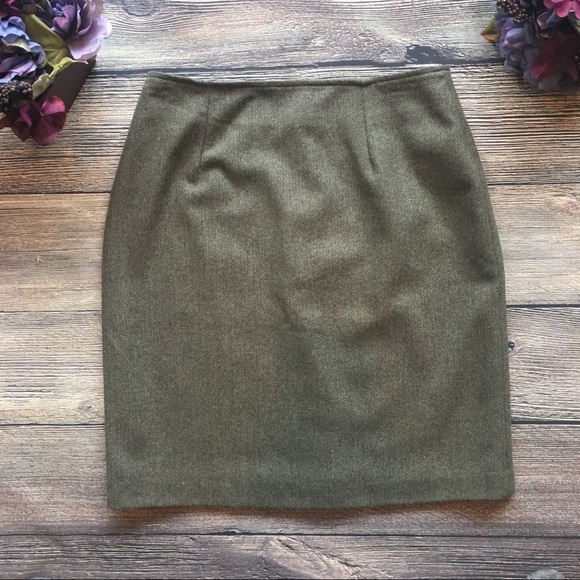 Geoffrey Beene Dresses & Skirts - Geoffrey Beene Herringbone Wool blend lined skirt